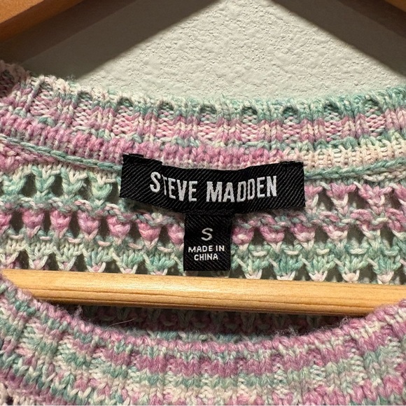 Steve Madden Crochet Knit Sweater Size S Purple Green Multicolor Boho Casual - Picture 4 of 8
